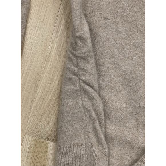Quince Mongolian Cashmere Maternity V-Neck Sweater Medium Oatmeal Beige - Picture 4 of 9